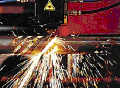 Plasmaschneider f&uuml;r die Herstellung der Anh&auml;ngerkupplung